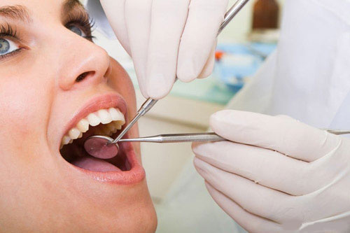 New Technology Helps Dentists Remove Plaque